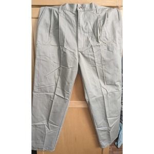 Crossbow Men's Tan V Pleated Chino‎ Khakis 36x30 New W/Tags Relaxed Fit